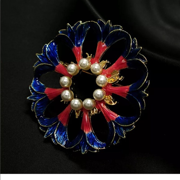 Pearl Red and Blue Flower Brooch Pin - Picture 4 of 7